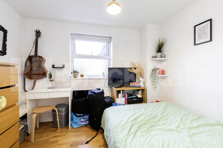 3 bedroom 1 bath close to Seven Sisters Road station with a garden Portland Road,  Seven Sisters